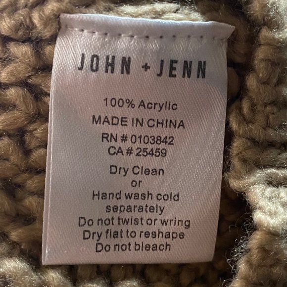 John + Jenn Chunky Knit Sweater - Picture 10 of 10